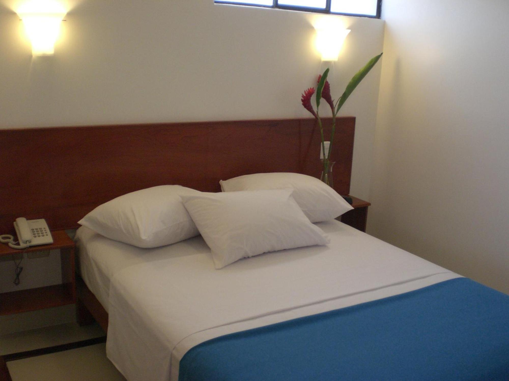 Hotel Casa Cesar Tumbes Zewnętrze zdjęcie